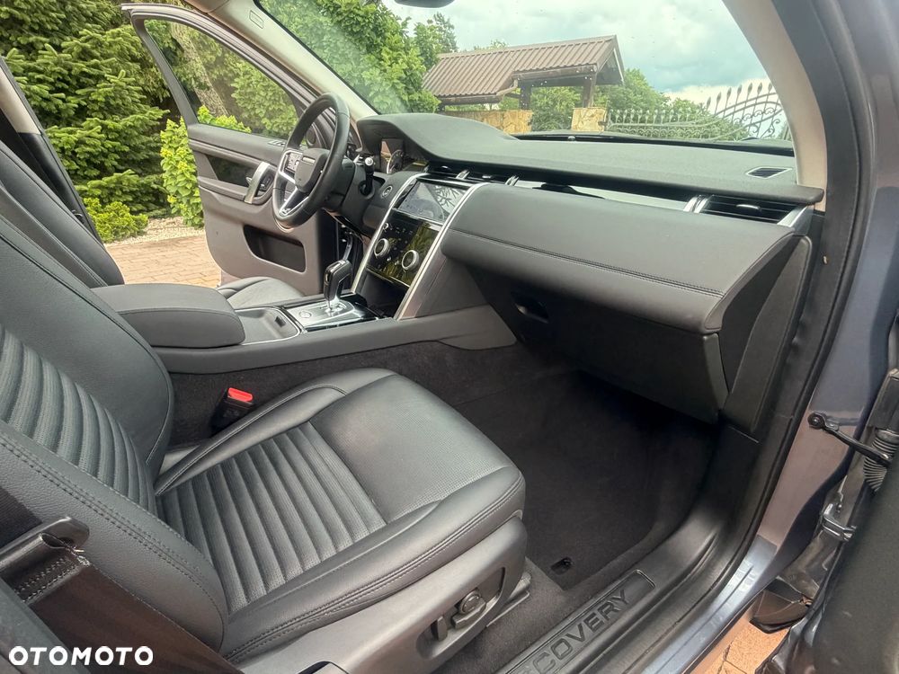 Land Rover Discovery Sport P250 SE - 28