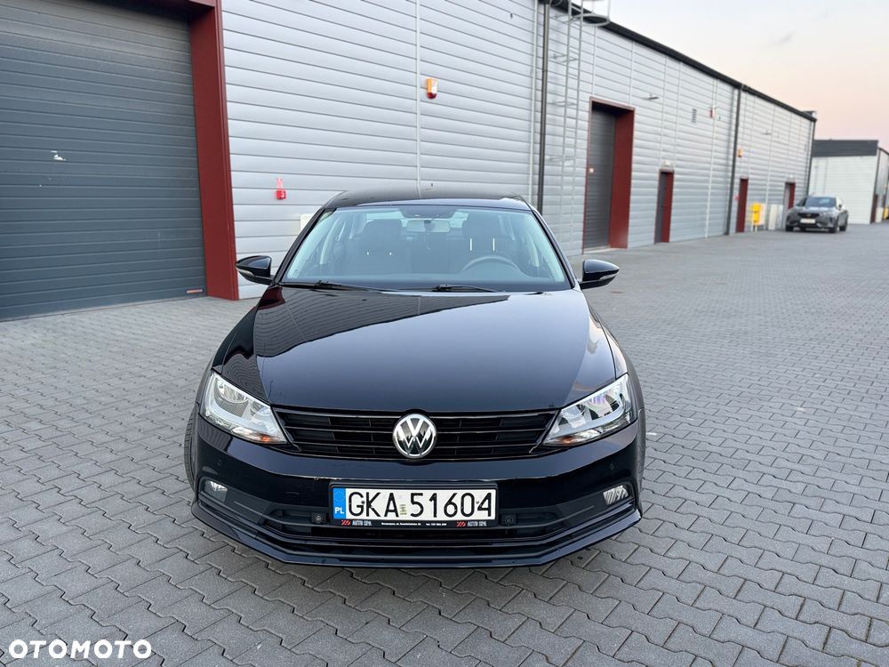 Volkswagen Jetta 2.0 TDI DPF BMT Trendline - 3