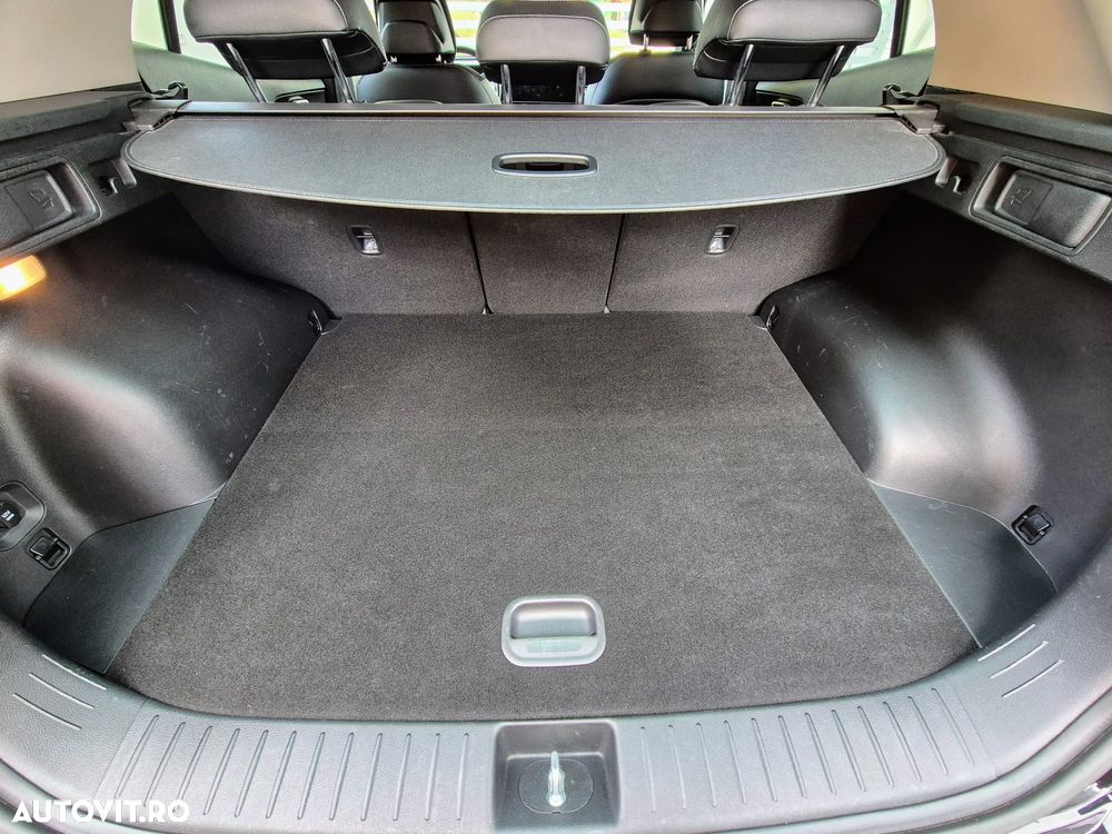 Kia Sportage 1.6 T-GDI 6MT 4x2 Business Line - 23