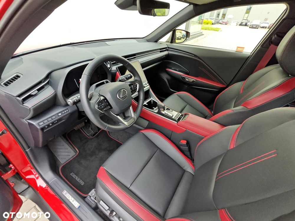 Lexus LBX 1.5 Hybrid Vibrant Edition - 3