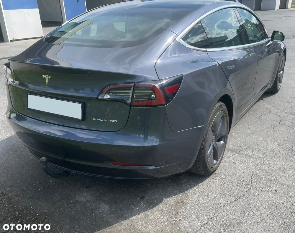 Tesla Model 3 Langstreckenbatterie Allradantrieb Dual Motor - 15