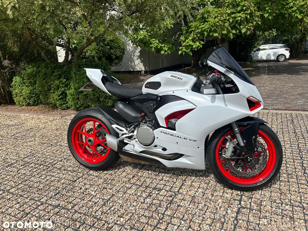 Ducati Panigale V2 - 2