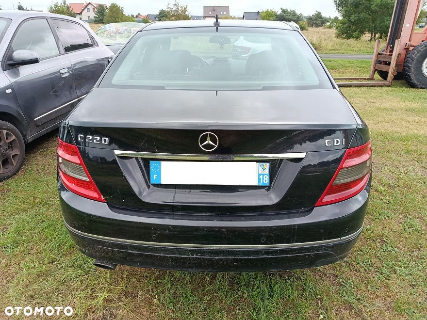 Mercedes-Benz Klasa C 220 CDI DPF Automatik Avantgarde - 9