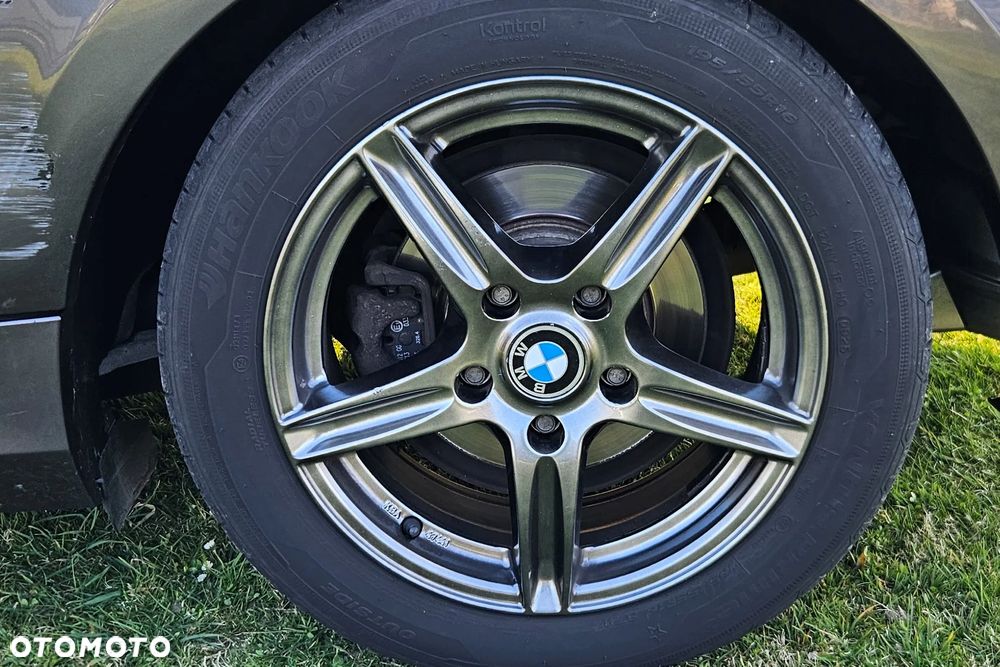 BMW Seria 1 116i - 31