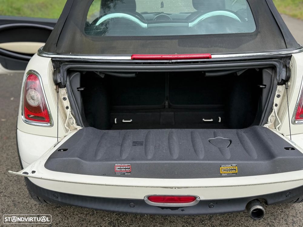 MINI Cabrio Cooper - 16