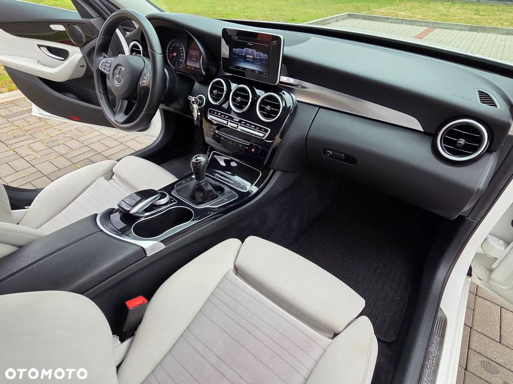 Mercedes-Benz Klasa C 200 (BlueTEC) d Exclusive - 22