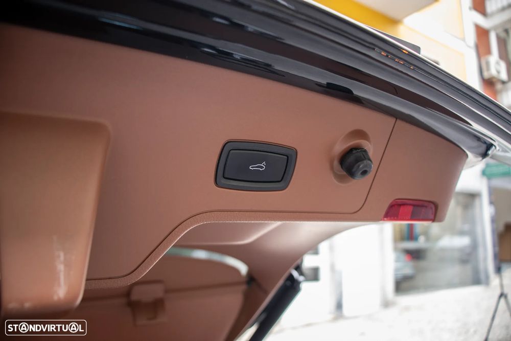 Porsche Panamera Sport Turismo 4S E-Hybrid - 47