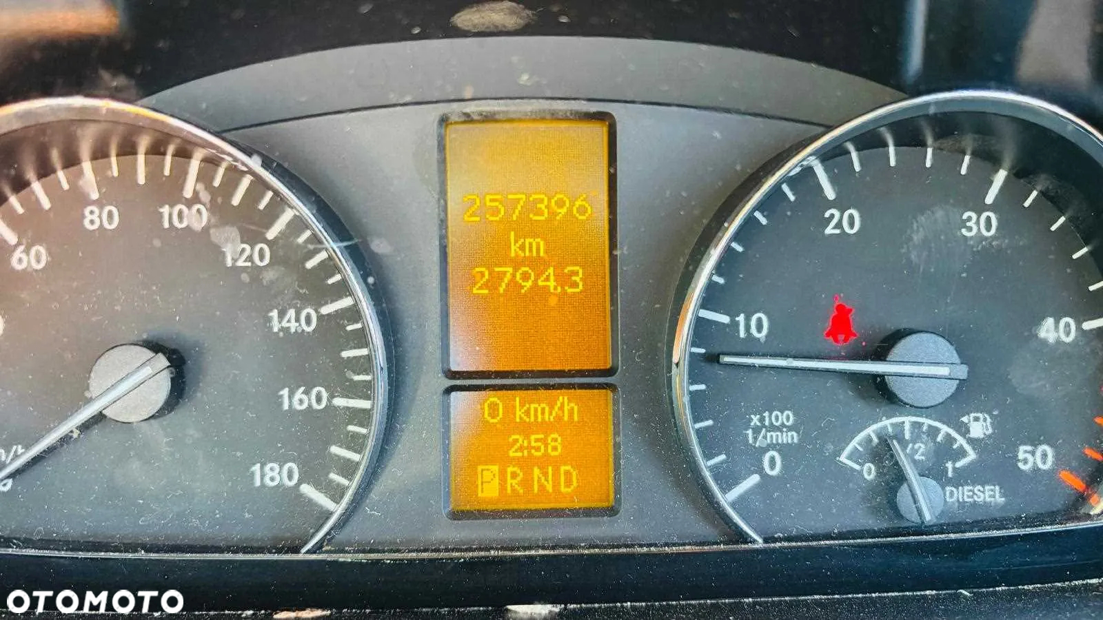 Mercedes-Benz Sprinter - 8