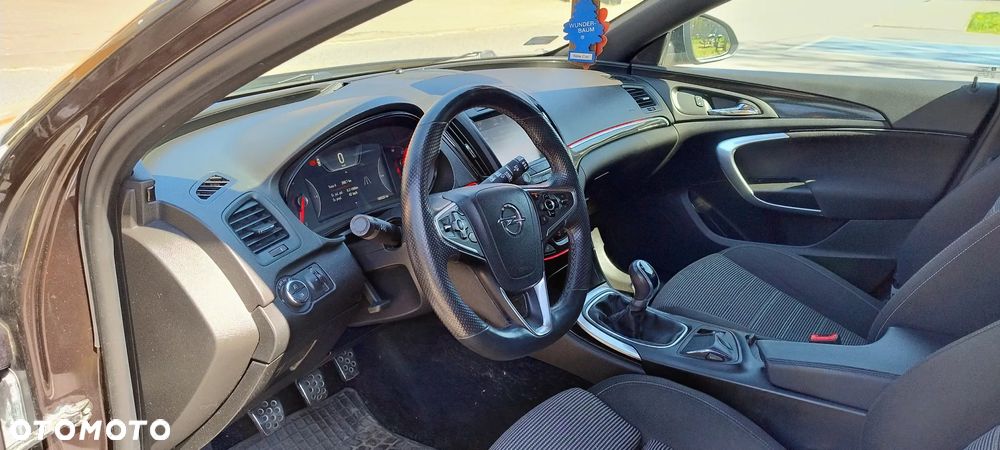 Opel Insignia 2.0 CDTI S&S - 11