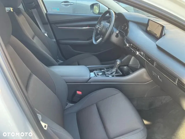 Mazda 3 - 12