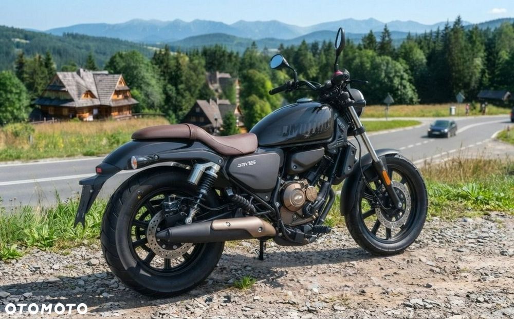 QJMOTOR SRV 125 - 8