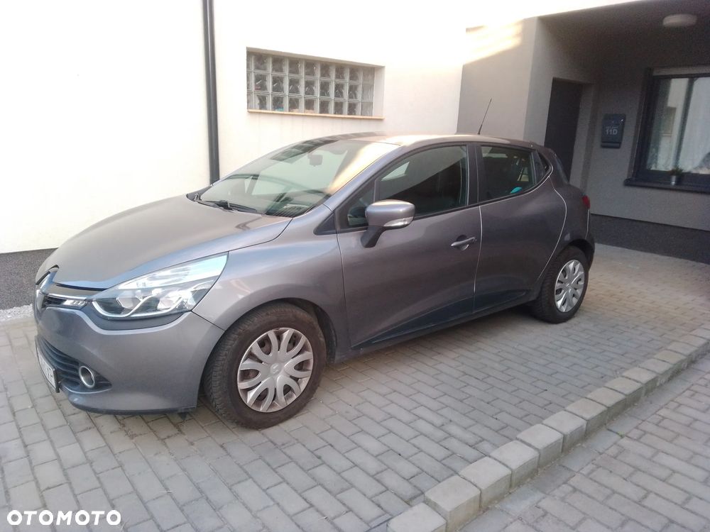 Renault Clio - 6