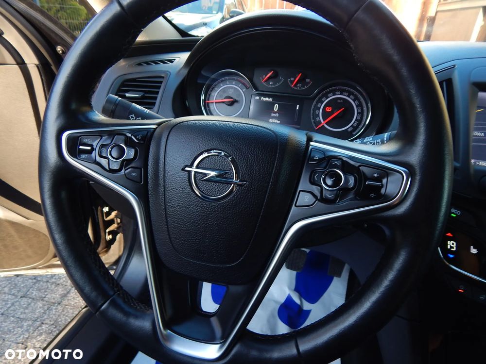 Opel Insignia 1.4 T Cosmo S&S - 20