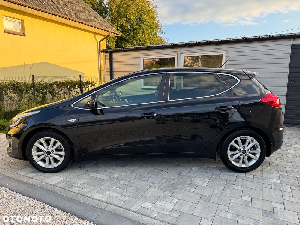 Kia Ceed 1.4 CVVT Dream-Team Edition - 10