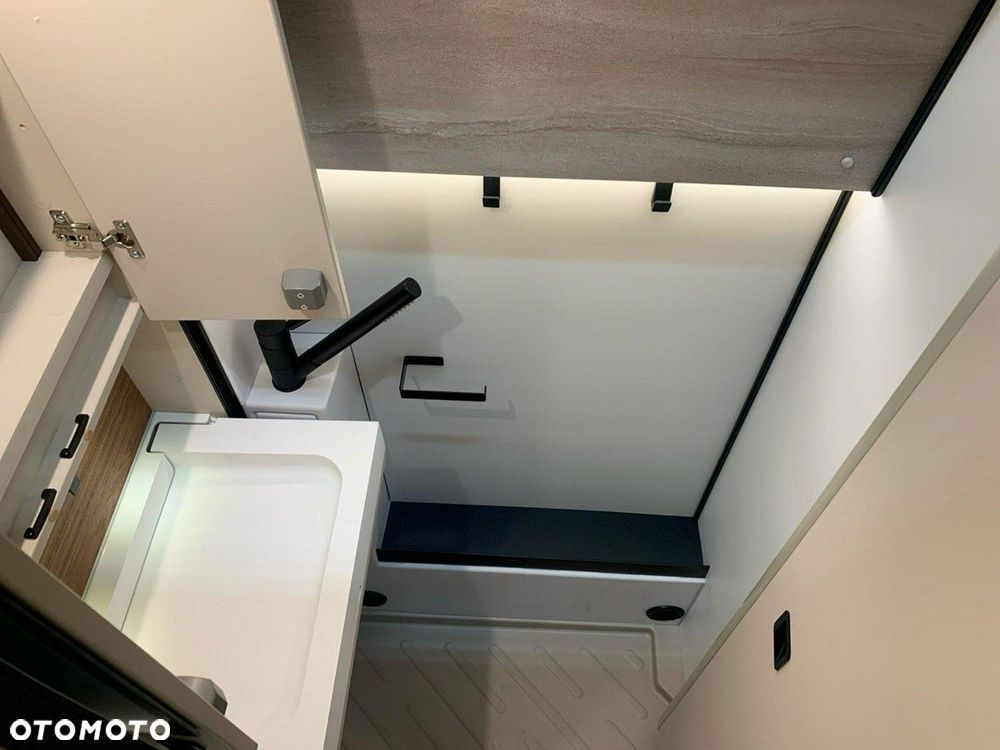 Burstner Habiton HM 6.0 kampervan Mercedesa - TERAZ z DACHEM SYPIALNYM - 11