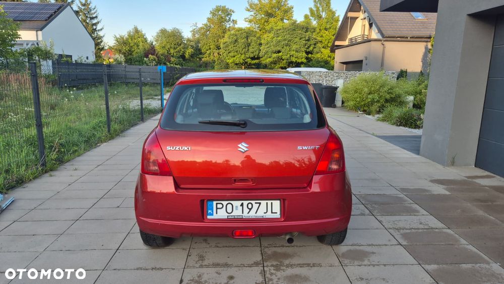 Suzuki Swift - 2