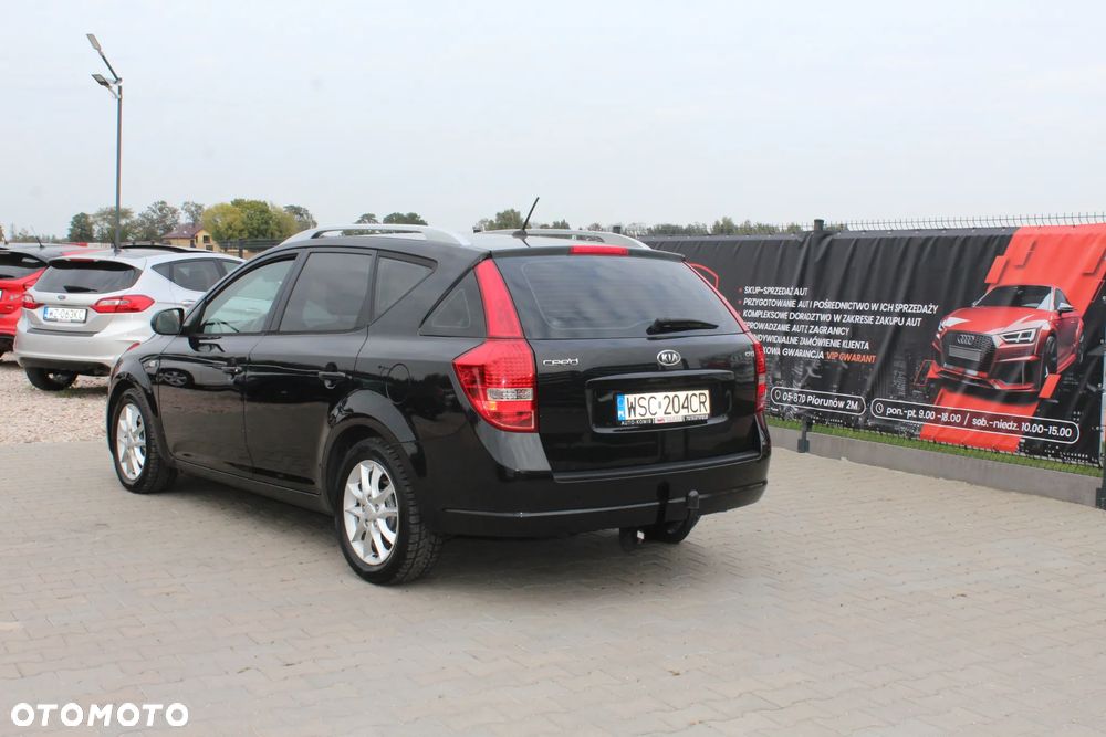 Kia Ceed 2.0 CRDi SW Mind - 3