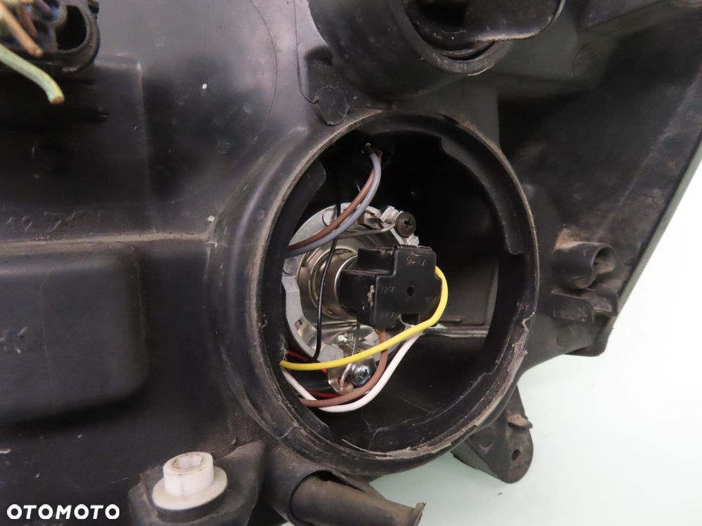 LAMPA PRAWA PRZEDNIA PEUGEOT PARTNER I LIFT - 4