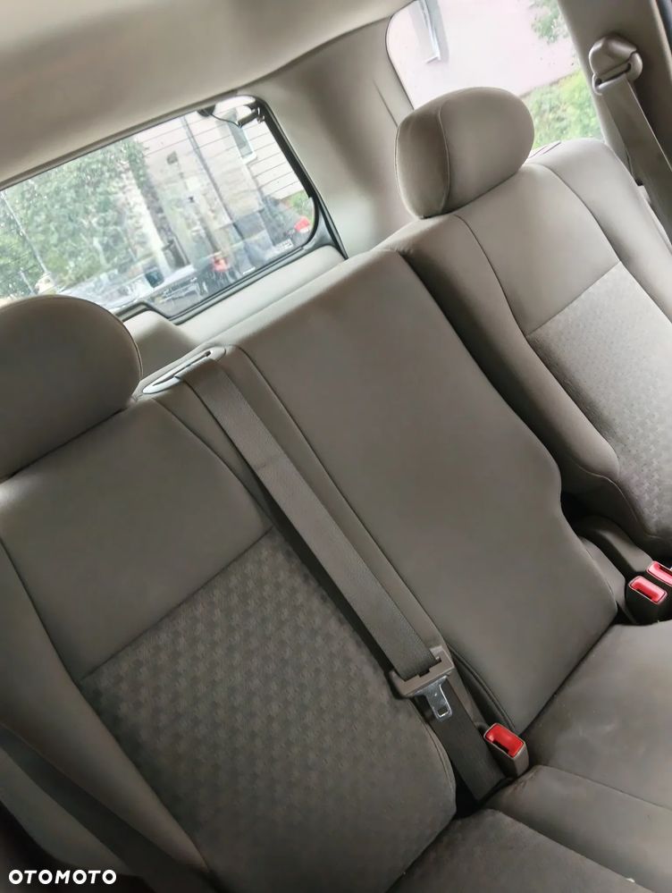 Jeep Liberty - 24