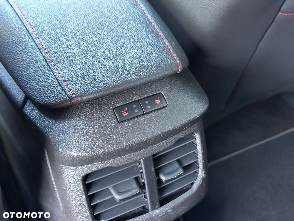 Ford Mondeo 1.5 EcoBoost ST-Line X - 31