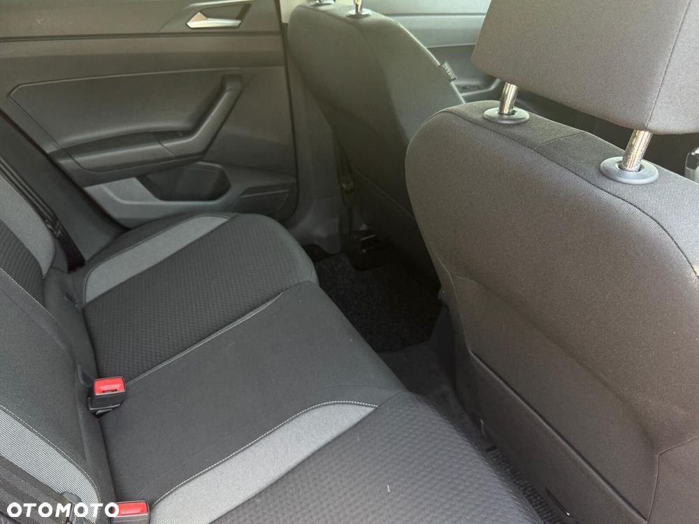 Volkswagen Polo 1.0 MPI Life - 20