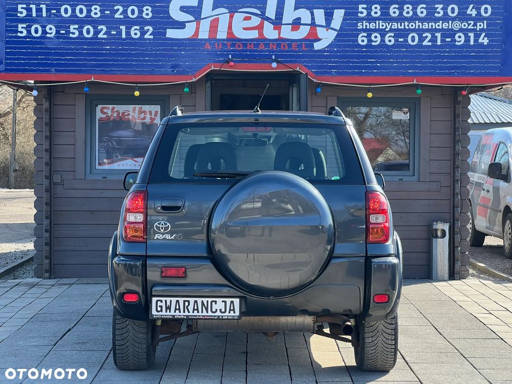 Toyota RAV4 4x4 Edition - 8