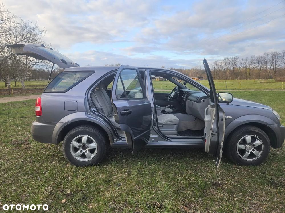 Kia Sorento 2.5 CRDi (air) - 5