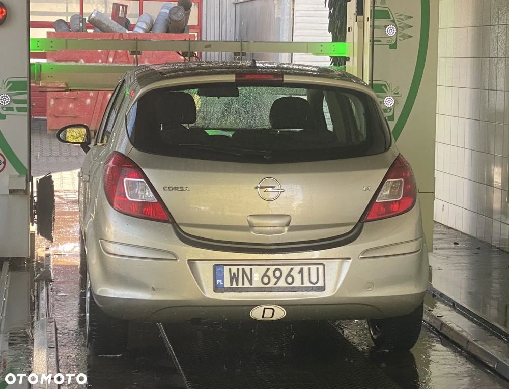 Opel Corsa 1.4 16V - 2