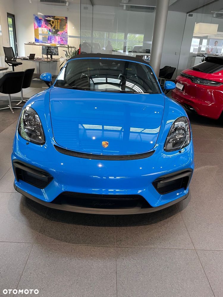 Porsche 718 Spyder - 27