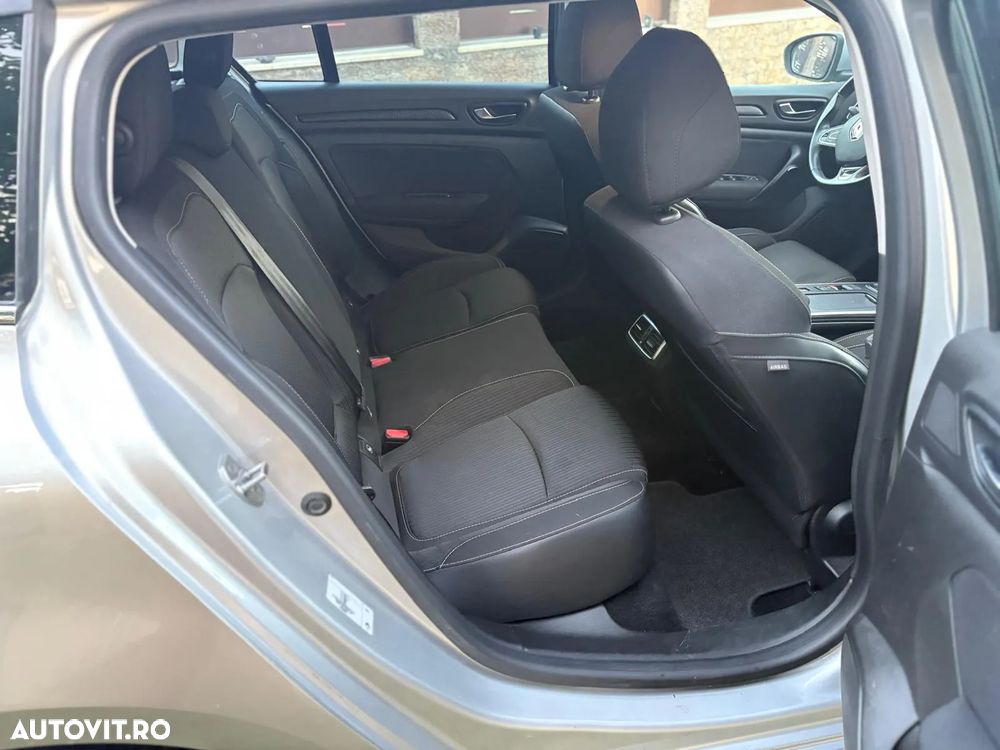 Renault Megane 1.5 dCi Dynamique Aut. - 6