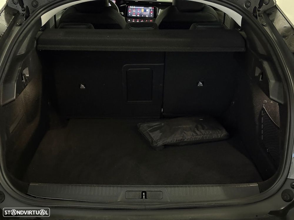 Peugeot 408 1.2 Hybrid Allure e-DCS6 - 20
