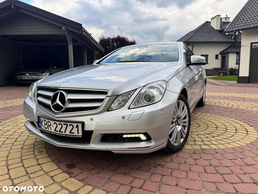 Mercedes-Benz Klasa E 350 CGI Cabrio BlueEFFICIENCY 7G-TRONIC Avantgarde - 3