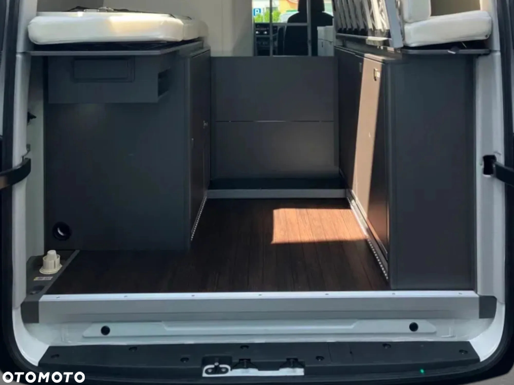Volkswagen California - 31