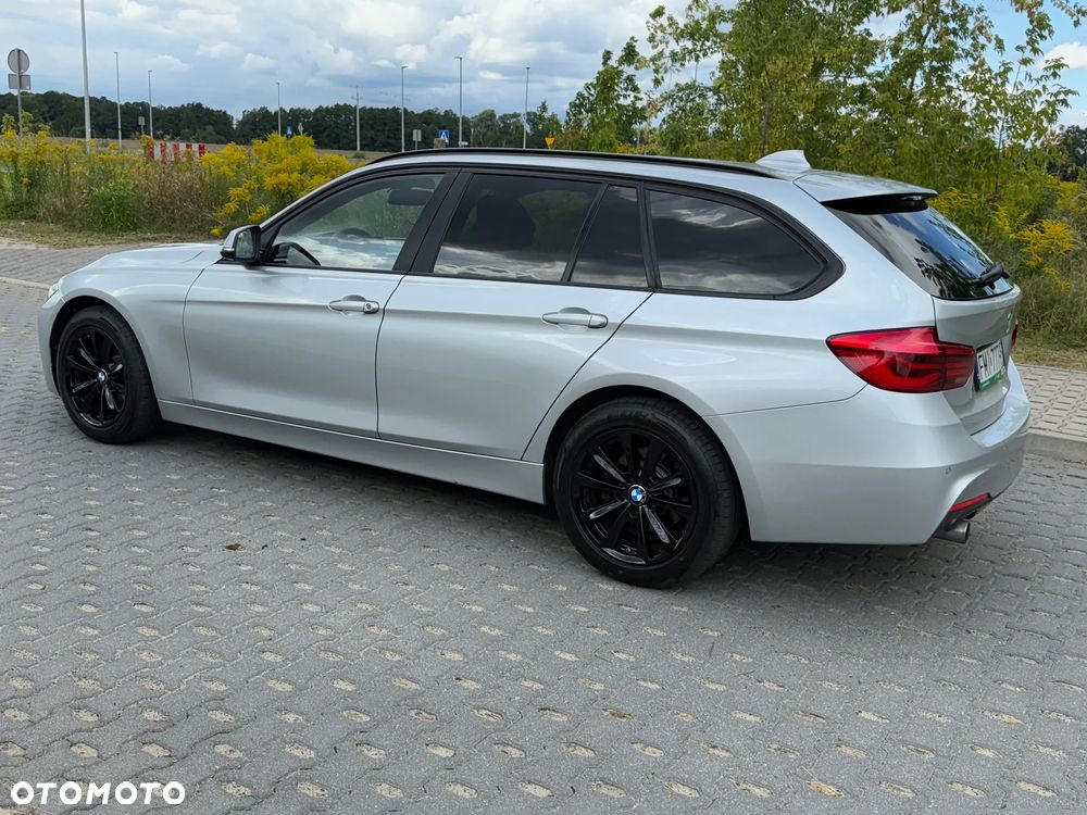 BMW Seria 3 318d M Sport - 12