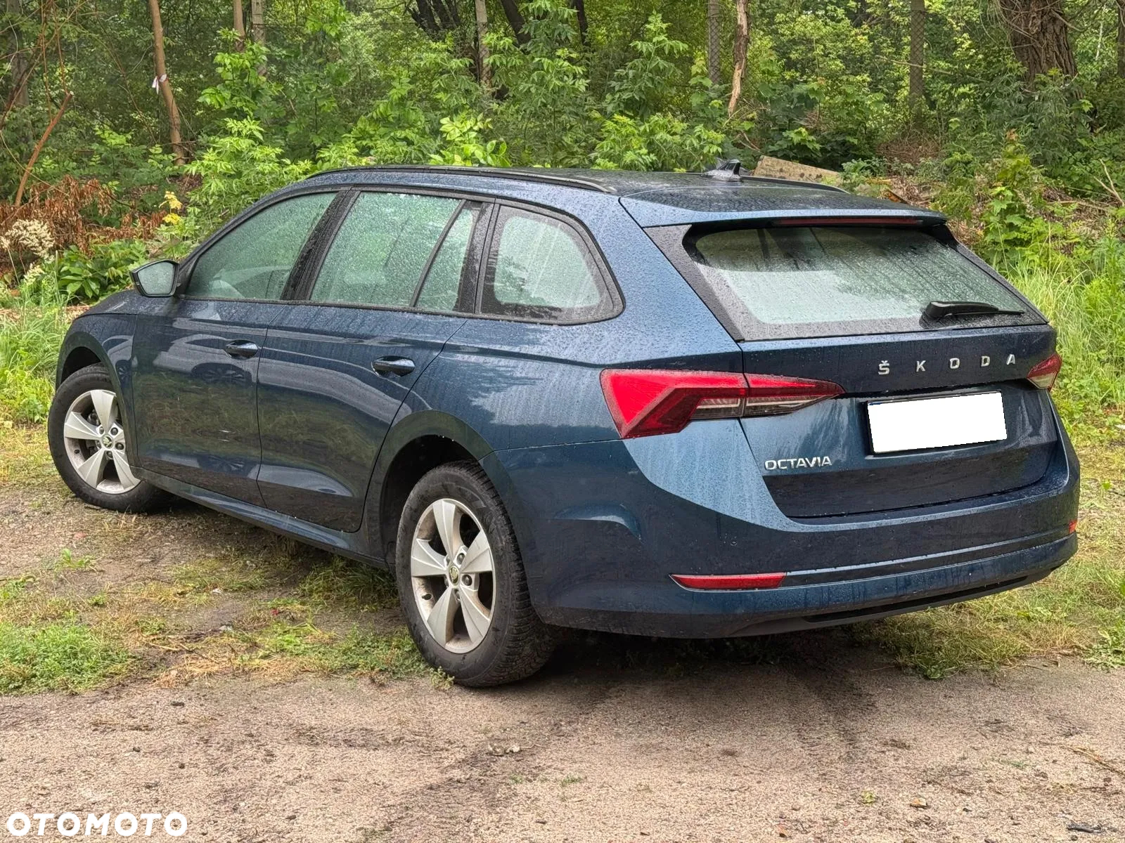 Skoda Octavia Combi 2.0 TDI DSG Ambition - 34