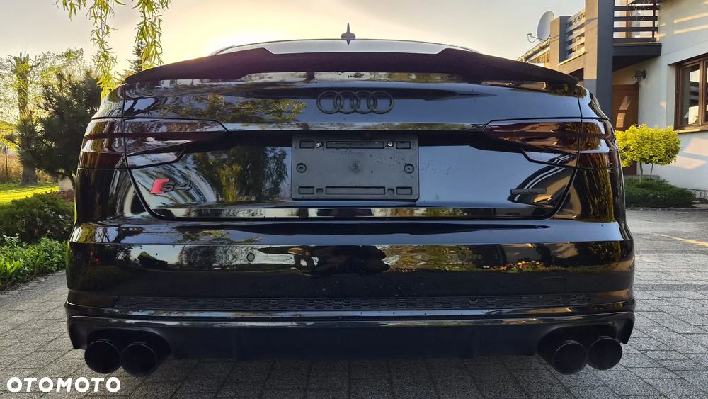 Audi S4 Limousine - 5