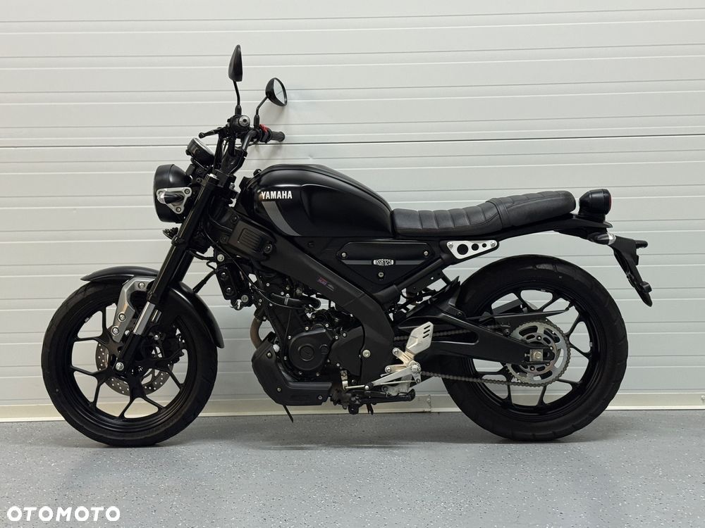 Yamaha XSR - 10