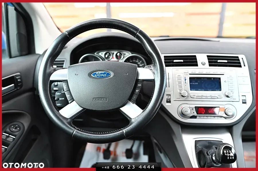 Ford Kuga 2.0 TDCi 2x4 Titanium - 21