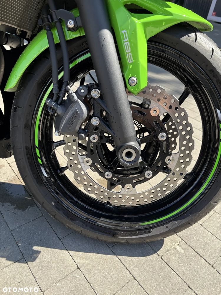 Kawasaki Ninja - 17