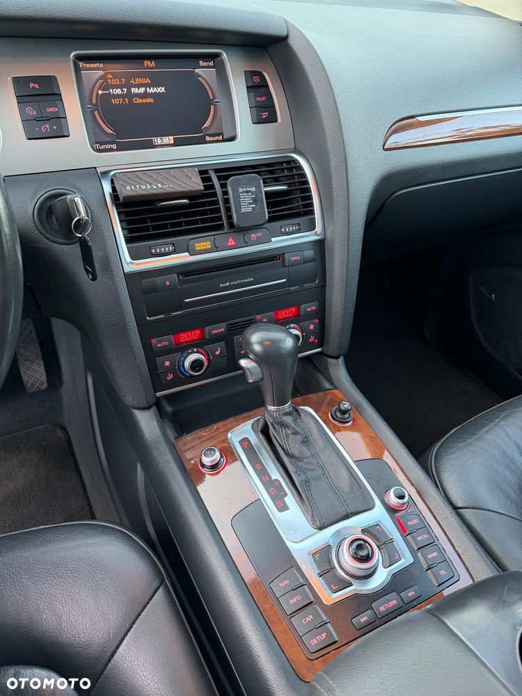 Audi Q7 - 12