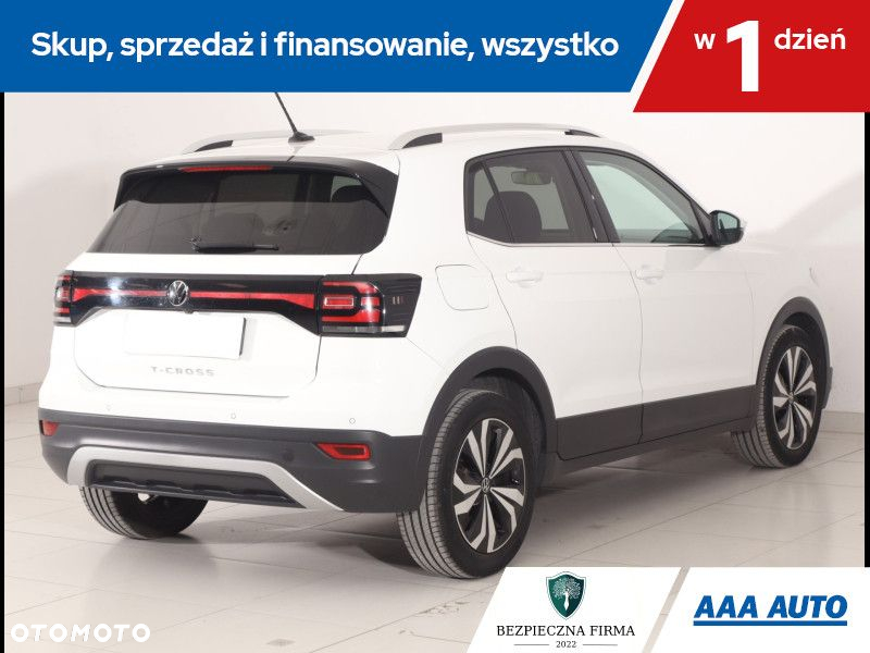 Volkswagen T-Cross - 6