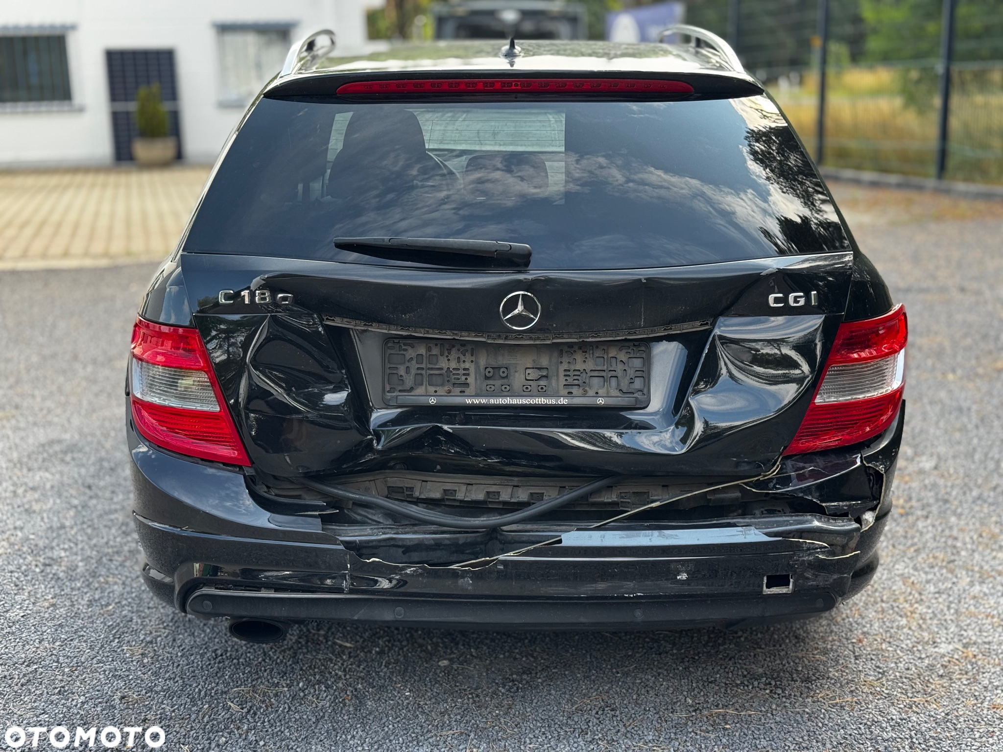 Mercedes-Benz Klasa C 180 T BlueEFFICIENCY 7G-TRONIC Avantgarde - 7