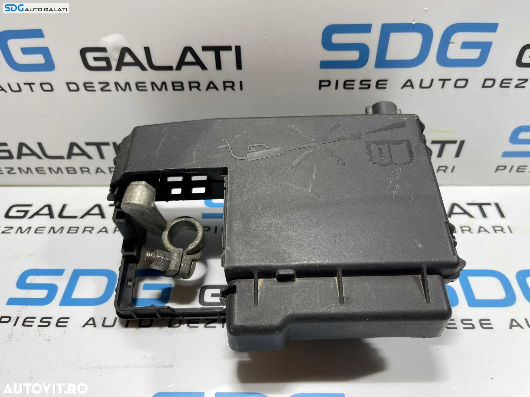 Panou Tablou Relee Sigurante Borna Plus Baterie Acumulator Opel Insignia 2.0 CDTI 2008 - 2017 Cod 13285113 - 7