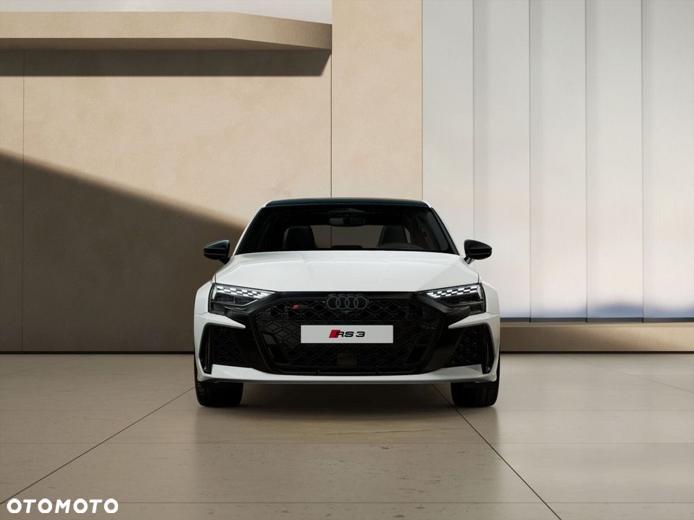 Audi RS3 Limousine - 2