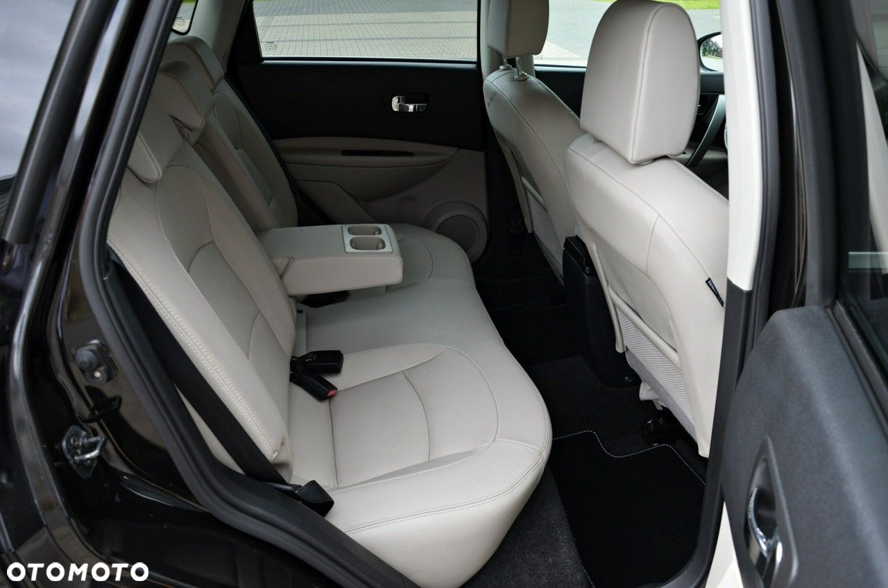 Nissan Qashqai 2.0 CVT tekna - 33