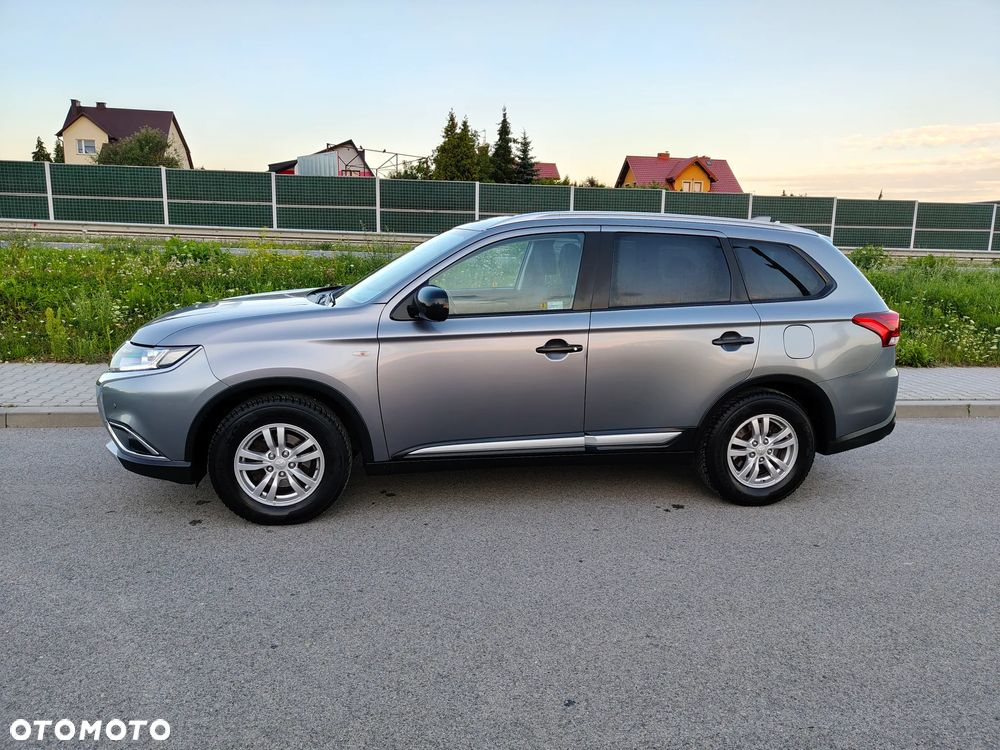 Mitsubishi Outlander 2.0 City Style 2WD - 7