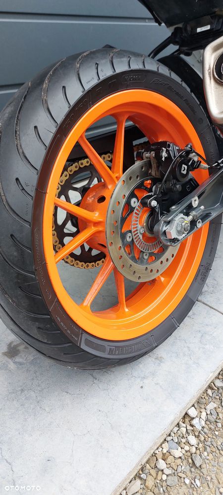 KTM Duke 125 - 32