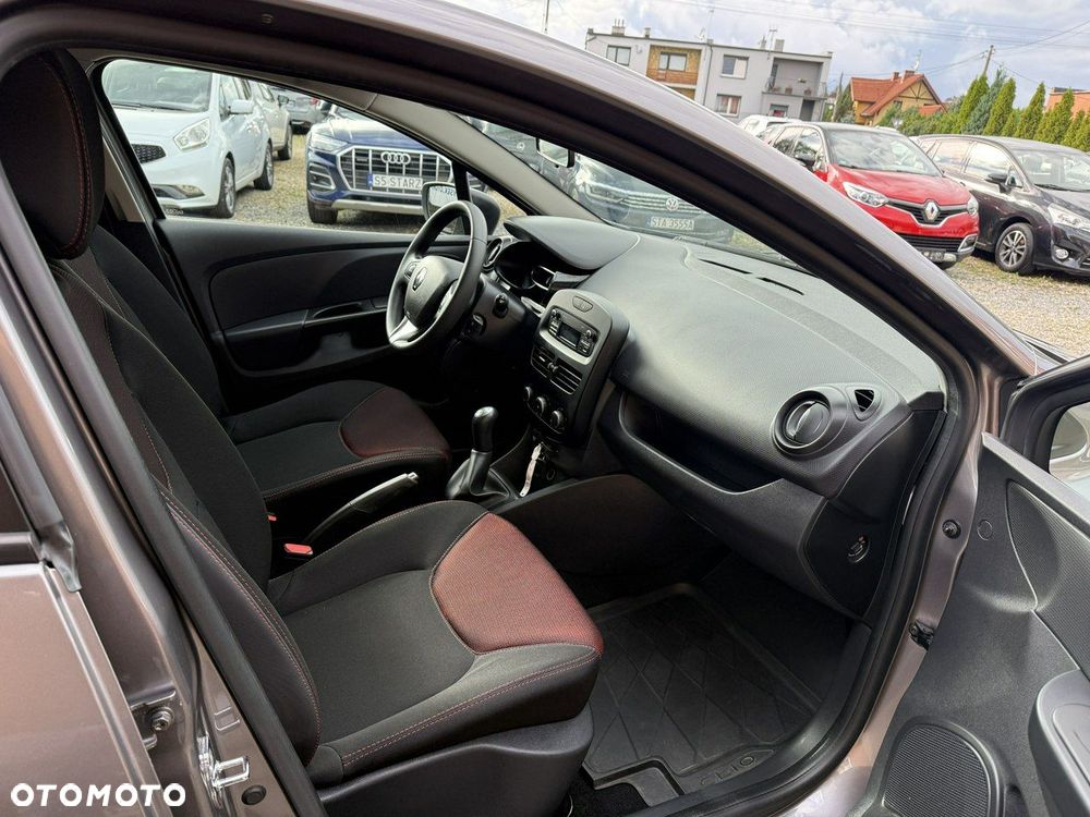 Renault Clio 1.2 16V Life - 19