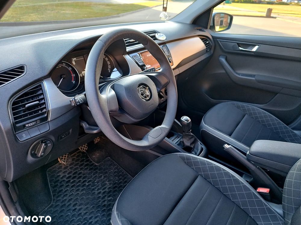 Skoda Fabia 1.0 TSI Ambition - 12