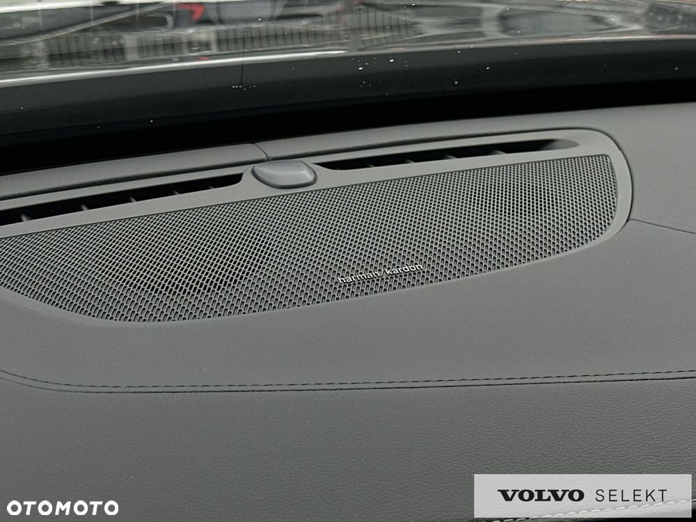 Volvo XC 90 - 32